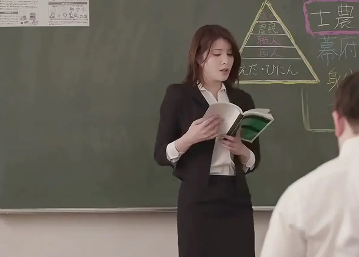 《女教师》1080P中字无删减免费在线-《女教师》高清全集全季观看-韩国电影