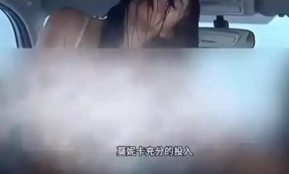 法国电影《爱我几何》未删减4K超高清免费在线观看_爱情片《爱我几何》全片纯净极速播放-夸克网盘资源下载