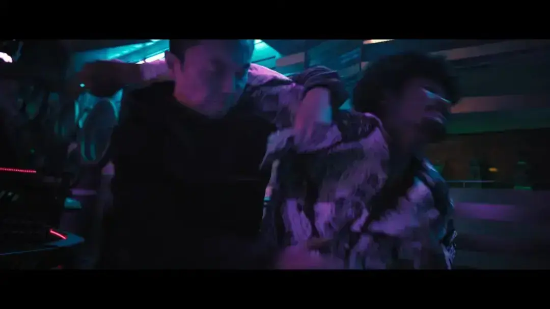 《火遮眼》-谢苗主演孤胆英雄动作片 1080P高清无删减完整版在线观看_《火遮眼》全片免费流畅播放_《火遮眼》百度云迅雷种子资源下载 - 影视迷