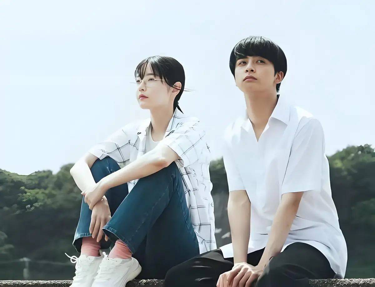 免费看纯爱虐心电影《夏日暗涌》-无广告在线观看-《夏日暗涌》在海风烟火中感受极致拉扯与暧昧！