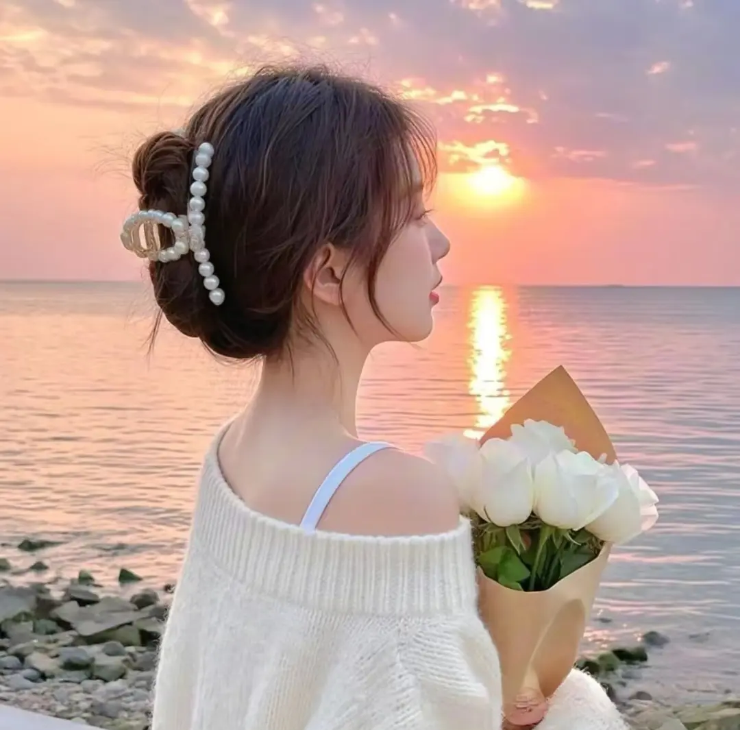 Nicole Vaunt电影《女记者妮可》蓝光原盘-全集未删减高清在线播放_欧美电影《Nicole Vaunt》妮可·沃特主演4K修复版震撼上线_《女记者妮可》手机在线观看正片-蚂蚁影视